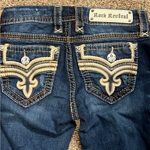 25 x 31 Rock Revival Skinny Jeans